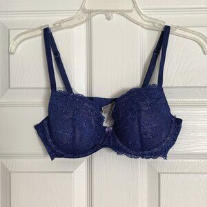 VS Floral Embroidery Unined Demi Bra. Size 36B
